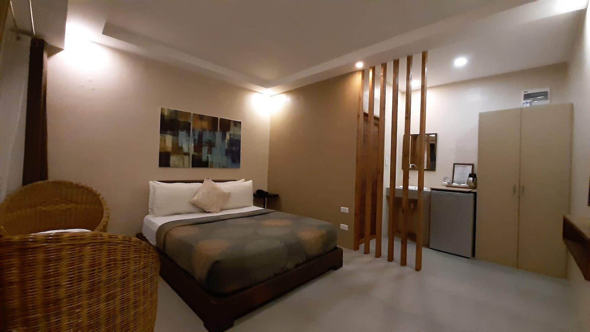 Urban Sands Hotel Iloilo Екстер'єр фото